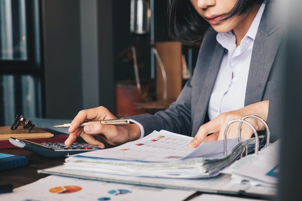 a bookkeeper representing bookkeeping services in stockport